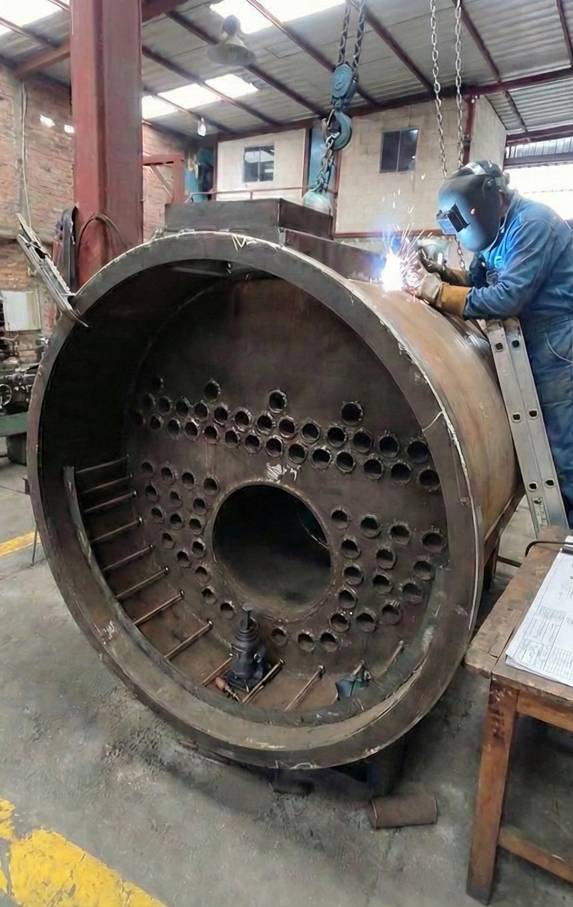 Fabricación e instalación de calderas industriales CODEMIJ en Ecuador